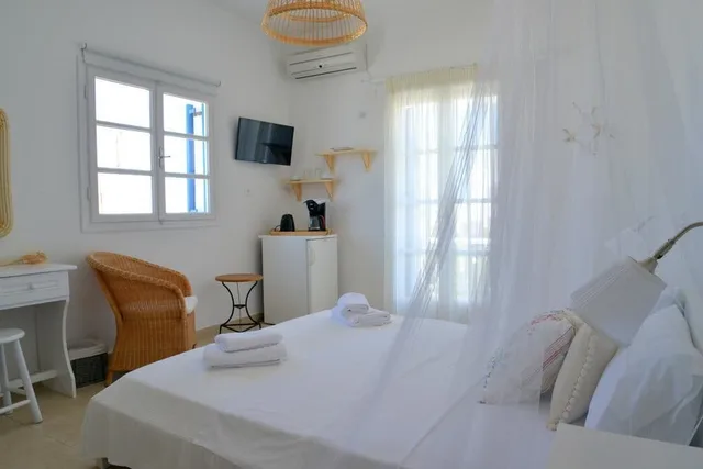 غرفة بسرير مزدوج بإطلالة على المدينة، Heliotropio Studios & Apartments 3/10