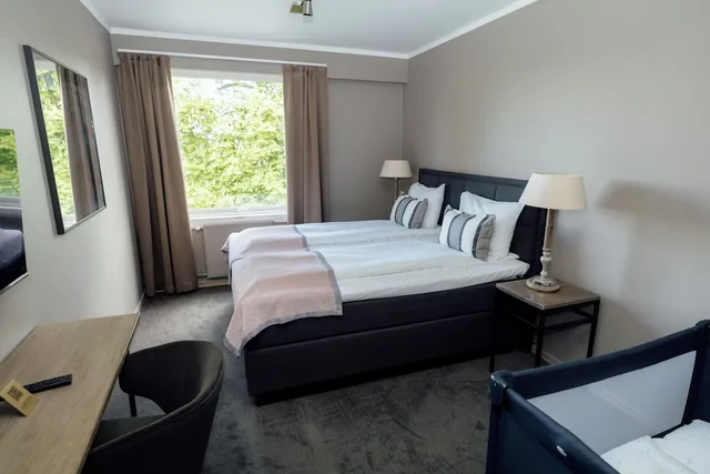 غرفة بسريرين منفصلين، Klaekken Hotell 3/6