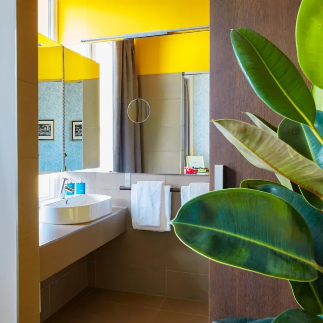 Room, Double Bed, Xl، Max Brown Hotel 7th District, part of Sircle Collection 9/10