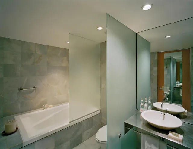 Junior Suite, Habita, Mexico City, a Member of Design Hotels 6/8
