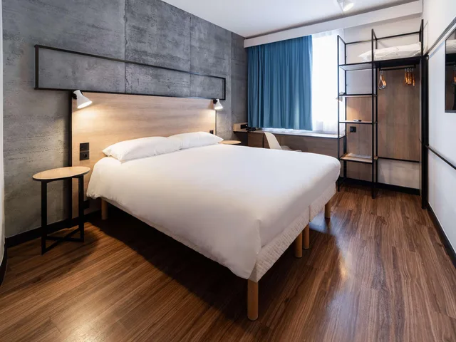 غرفة بسرير مزدوج، ibis Namur Centre 1/7