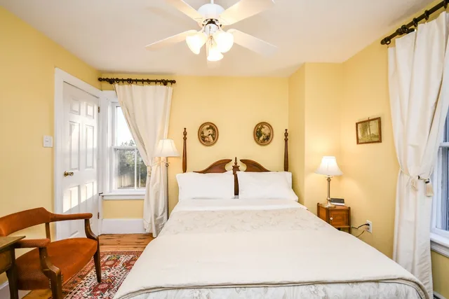 غرفة قياسية بسرير كوين، Surfside Inn 4/10