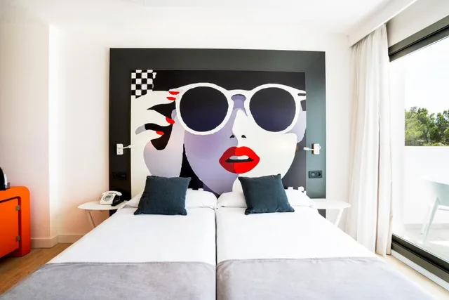 Superior, Double Bed, Pool View, Bathtub, Thb Naeco Ibiza - Adults Only 8/9