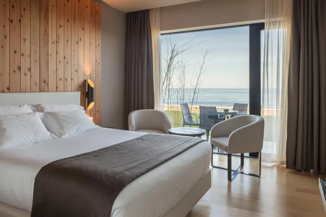 غرفة سوبيريور بسرير كينج، Pedras Do Mar Resort & Spa 4/6