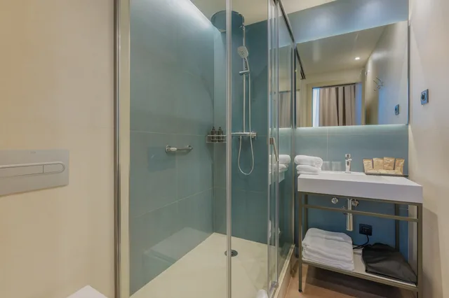 Inner, Single, Double Bed، Medinaceli Hotel 4/4