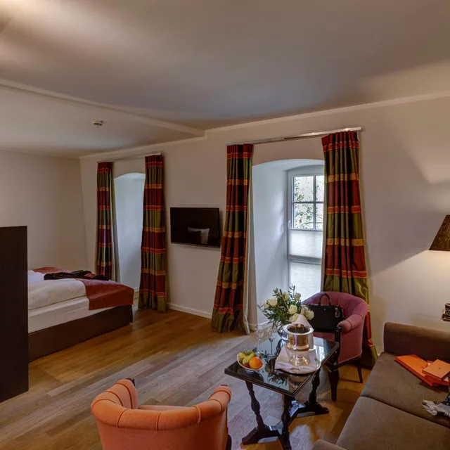 جناح جونيور بسرير كينج، Schlosshotel Hugenpoet 7/10