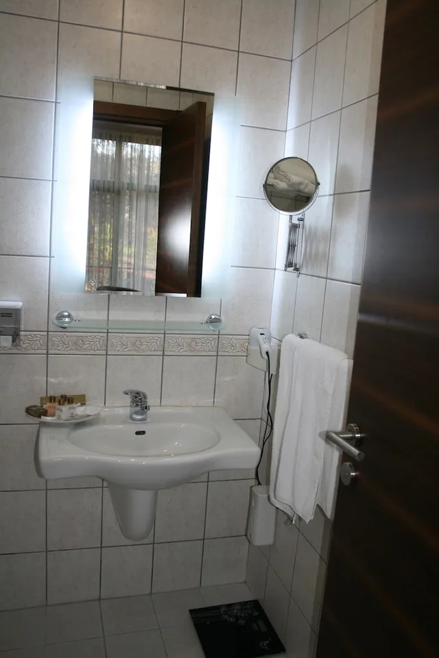 غرفة قياسية بإطلالة على الحديقة، NYSA HOTEL 2/2