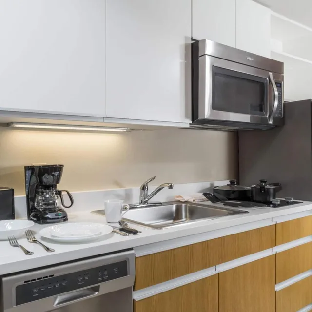 جناح سوبيريور بسرير كوين، Hawthorn Suites By Wyndham Wheeling At the Highlands 6/6