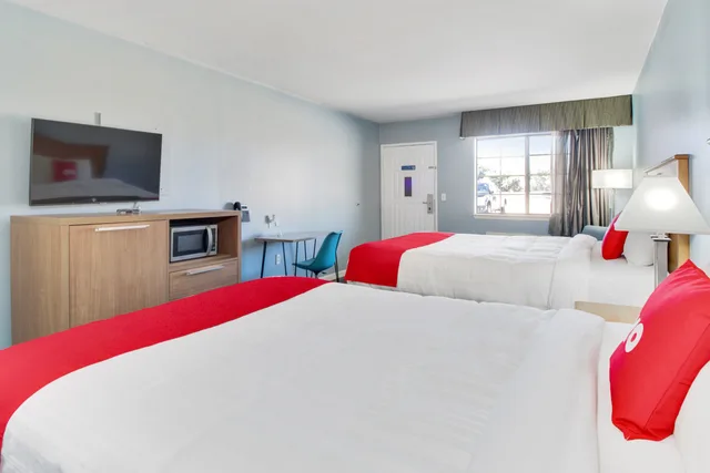 غرفة بسريرين كوين، OYO Hotel Ingleside TX 8/10