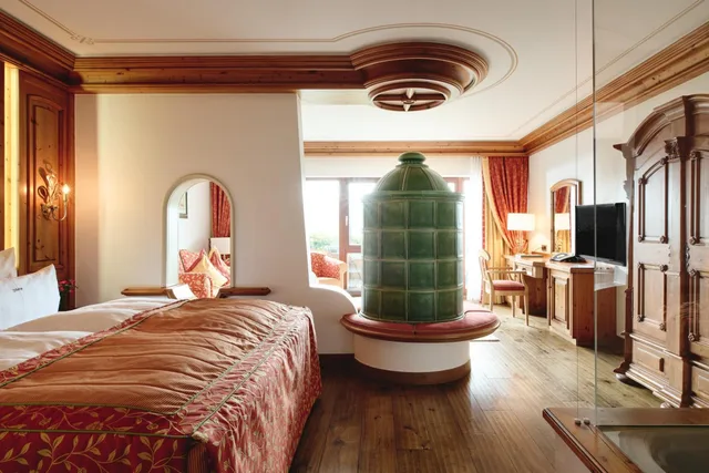 Junior Suite, King Bed, Valley View، Relais And Chateaux Hotel Dollenberg 1/1
