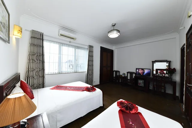 غرفة ثلاثية بسرير كينج وسرير فردي، Phoenix Legend Hotel 3/3