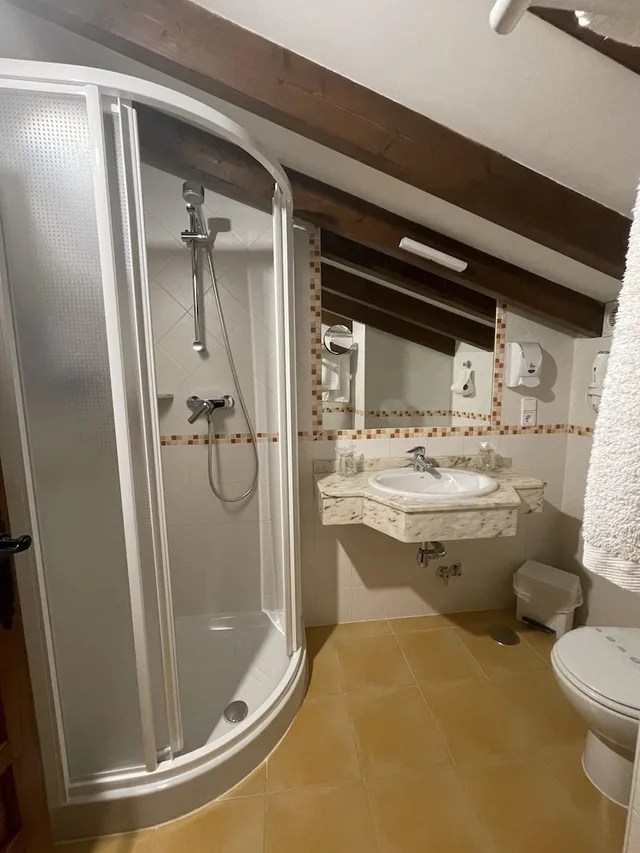 Economy, Single, Double Bed, Posada Araceli 4/4