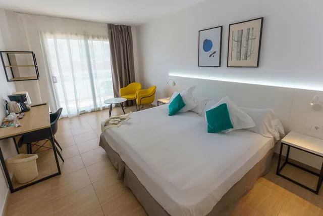 Select, Club Select, Twin Beds، DWO Sirius - Adults Only 1/2