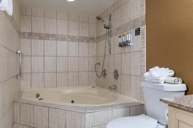 1 Bedroom, Suite, King Bed, at the Oaks، Legacy Vacation Resorts - Orlando-Kissimmee 4/6