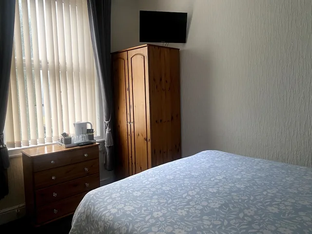 غرفة صغيرة بسرير مزدوج، Brene Hotel 2/4