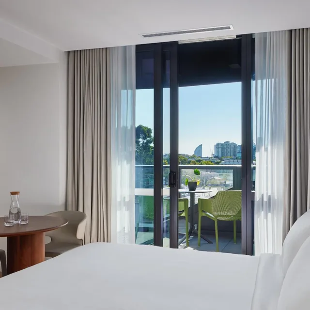 Studio, King Bed, Den, Balcony، Hyatt House South Melbourne 2/3