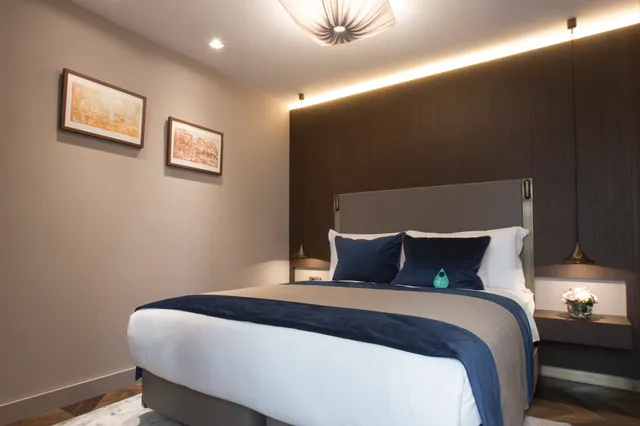 غرفة ثلاثية بإطلالة على المدينة، Noble22 Suites 1/3