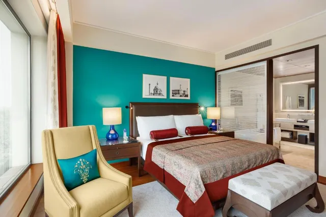 جناح، The Oberoi New Delhi 1/2