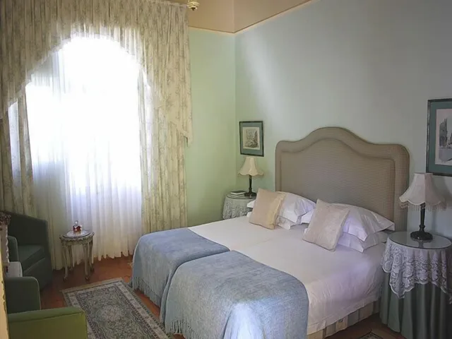 غرفة سوبيريور بسريرين منفصلين، Kingna Lodge 2/6