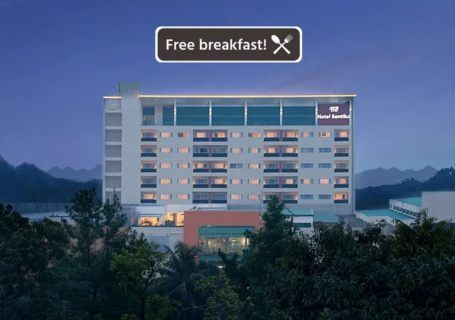 غرفة تنفيذية بسرير كوين للمدخنين، Hotel Santika Bogor 1/1