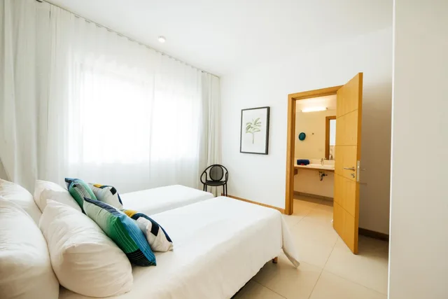 4 Bedrooms, Pool, Villa، Mythic Suites & Villas by MJ Holidays 5/10