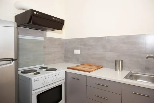 شقة بسرير كوين وسريرين منفصلين بإطلالة على البحر بغرفتي نوم، Spacious Apartment on the Beachfront 5/5