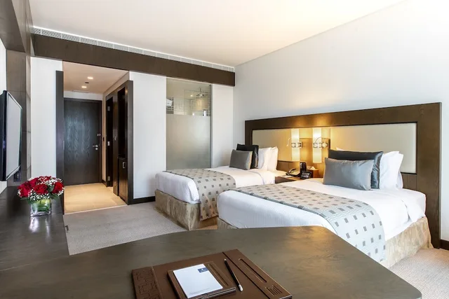 غرفة سوبيريور بسريرين منفصلين بإطلالة على الجبل، Royal M Hotel By Gewan Fujairah 2/3