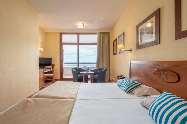Deluxe, Twin Beds, Murphy Bed, Sea View, Leonardo Hotel Torremolinos Costa del Sol 1/6
