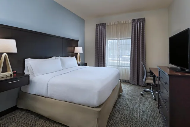 جناح بغرفتي نوم لذوي الإعاقة، Staybridge Suites Austin Northwest 2/6
