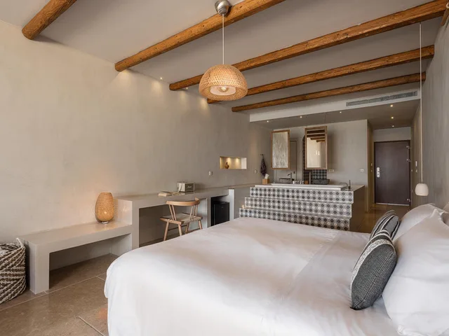 جناح بإطلالة على البحر، The Theodore Boutique Hotel 4/10