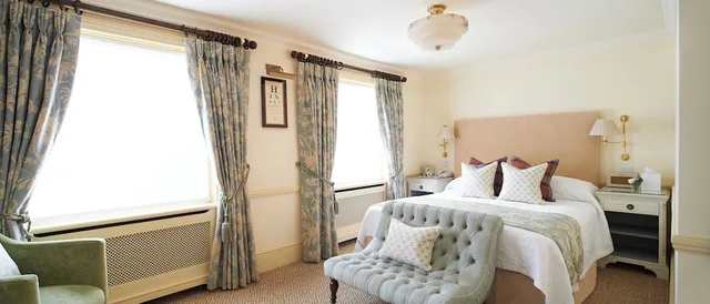 Suite, King Bed, Durrants Hotel 1/10