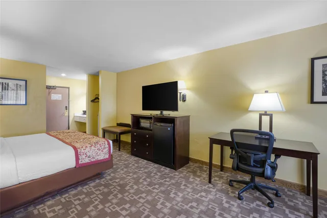 غرفة بسرير كينج، Best Western Blackfoot Inn 7/9