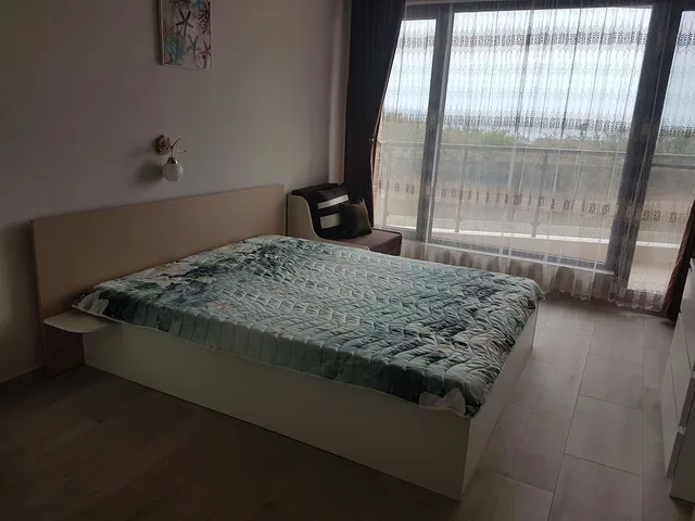 استوديو بسرير مزدوج بإطلالة على البحر بشرفة مع أريكة، Apart Hotel Iglika 1/5