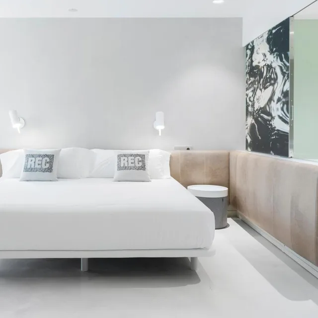 غرفة سوبيريور ديلوكس بسرير كينج، Hotel Rec Barcelona - Adults only 1/3