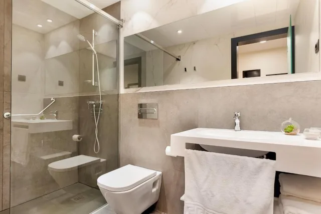 غرفة قياسية بسرير مزدوج أو سريرين منفصلين، Ronda House Hotel 3/4
