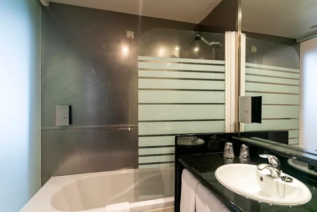 Twin or Double Room Plus، Hotel Ponta Delgada 9/10
