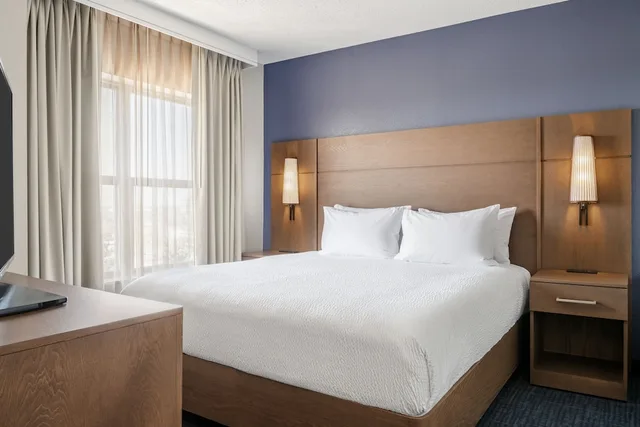 جناح بسريرين كوين بغرفتي نوم مع أريكة، Residence Inn By Marriott Chicago Naperville Warrenville 1/4