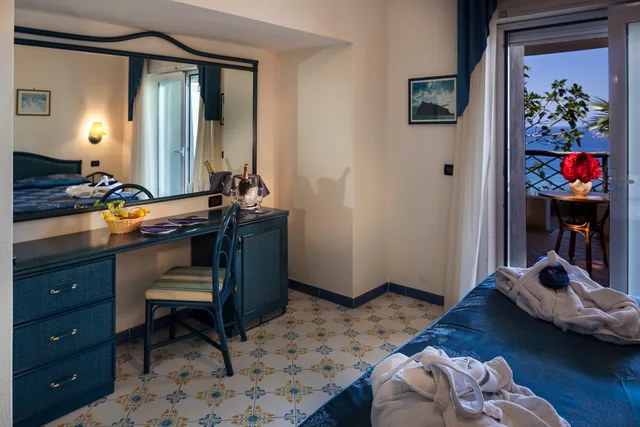 غرفة كومفورت ثلاثية بإطلالة على البحر، Sorriso Thermae Resort and Spa 2/2