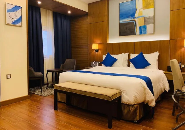 غرفة سوبيريور بسرير كوين، Belad Bont Resort 1/7