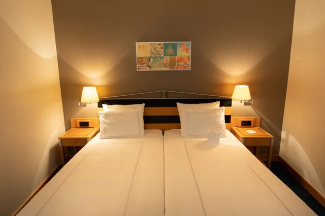 غرفة كلاسيكية بسريرين منفصلين، Swissotel Amsterdam 3/7
