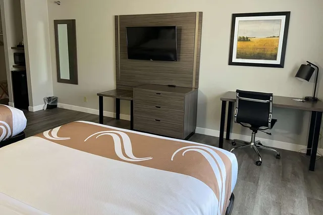غرفة بسريرين كوين، Quality Inn & Suites Red Wing, MN 5/5