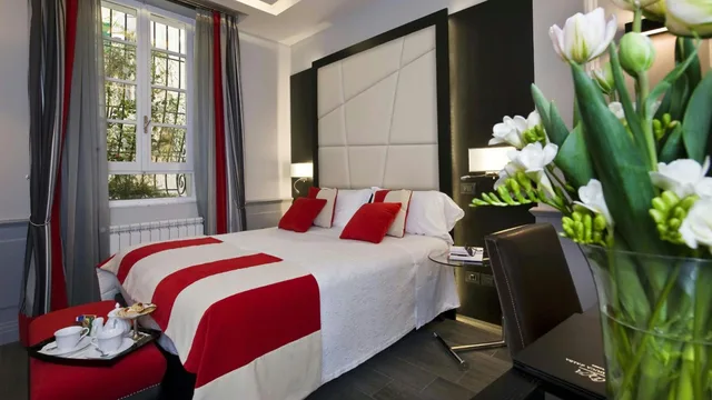 جناح جونيور مع أريكة، Duca D Alba Hotel 3/7