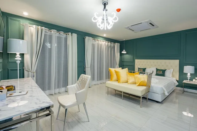 جناح، Belle Grand Hotel 3/3