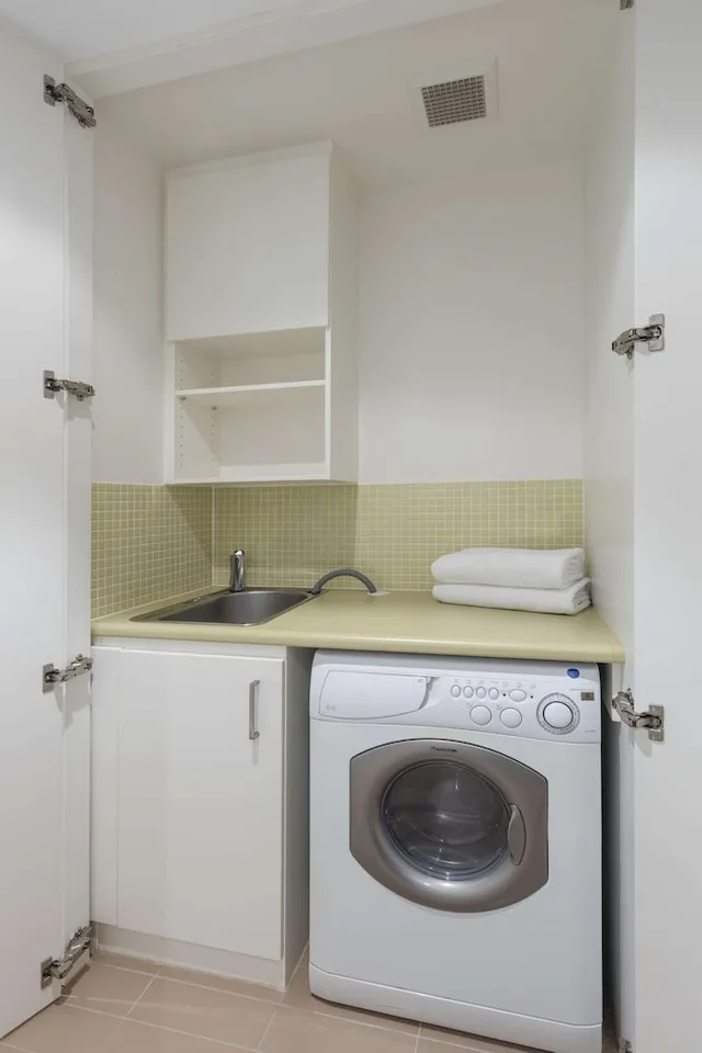 Oaks Glenelg Liberty Suites, Adelaide 35/80