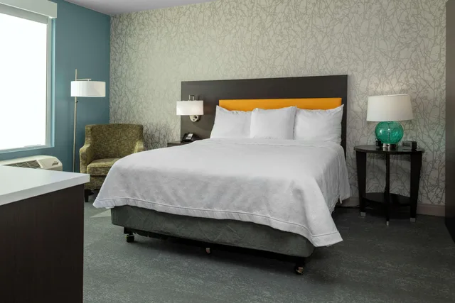 جناح بسرير كوين، Home2 Suites by Hilton Page Lake Powell 1/2