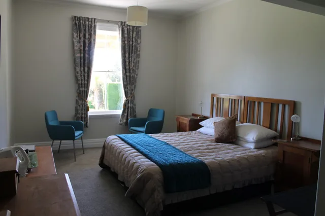غرفة سوبيريور بسرير كينج بإطلالة على البحيرة، MURRELLS GRAND VIEW HOUSE 1/4