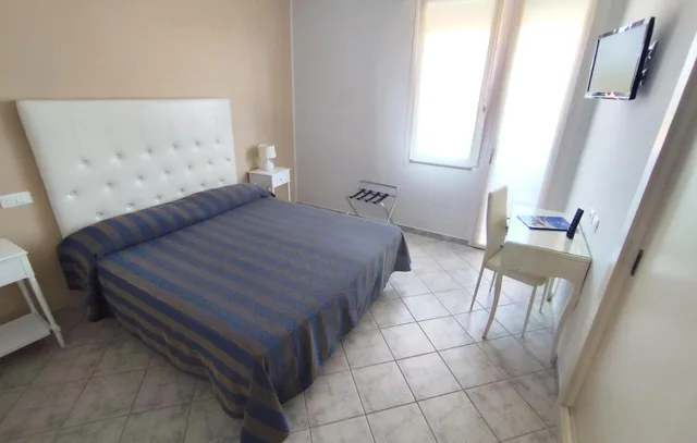 غرفة بسرير مزدوج، Hotel Vina Del Mar Pineta 1/6