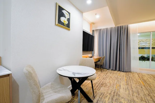 جناح بريميوم جونيور بسرير كينج، Harmoni One Convention Hotel and Service Apartments 5/6
