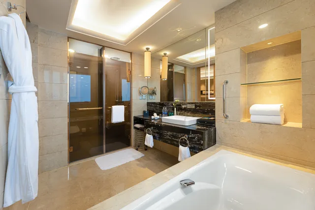 غرفة قياسية بسريرين منفصلين مع دخول الصالة، Crowne Plaza Xian 4/4