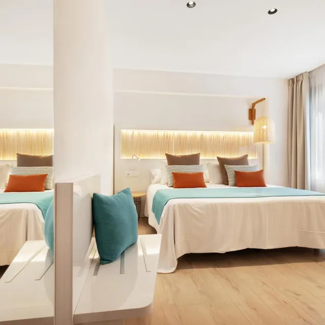 جناح جونيور، Ipanema Beach Hotel 3/10